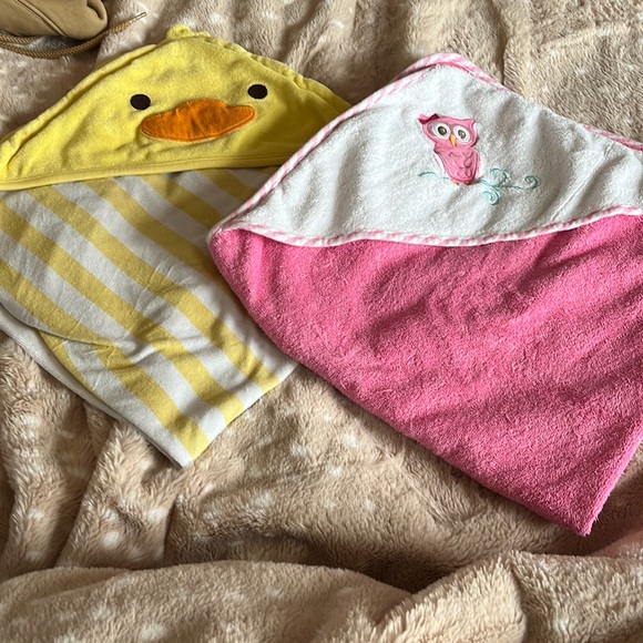 child of mine Bath, Skin & Hair Lot Of 2 Hooded Towels Owl And Duck